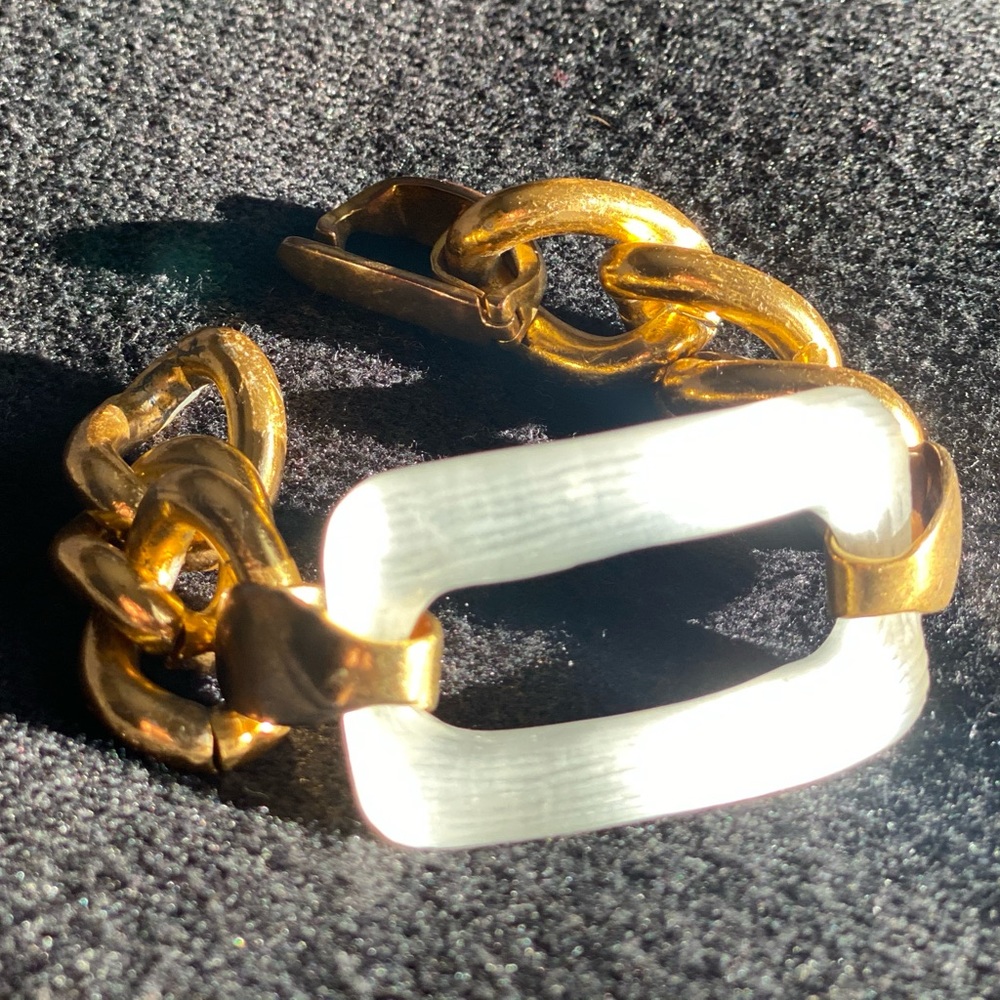 Lucite and Gold Chain Bracelet